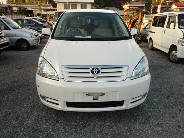 http://www.wy-it.jp/car/2001MODEL%20TOYOTA%20IPSUM%20ACM21W-0022840%20P3.JPG