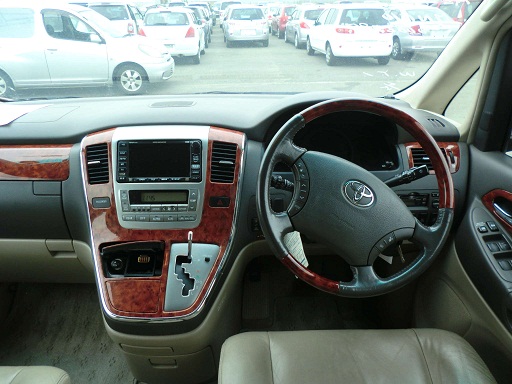 http://www.wy-it.jp/car/2002MODEL%20TOYOTA%20ALPHARD%20MNH10-0006797%20P9.jpg