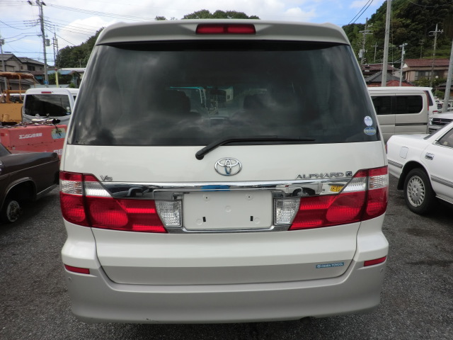 http://www.wy-it.jp/car/2002MODEL%20TOYOTA%20ALPHARD%20MNH10-0015808%20PP5.JPG