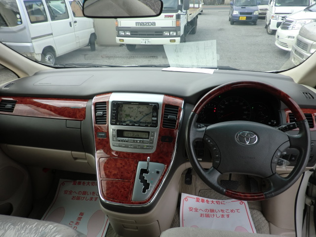 http://www.wy-it.jp/car/2002MODEL%20TOYOTA%20ALPHARD%20MNH10-0015808%20PP9.JPG