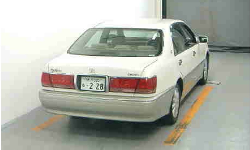 http://www.wy-it.jp/car/2002MODEL%20TOYOTA%20CROWN%20JZS171-0079011%20P3.jpg