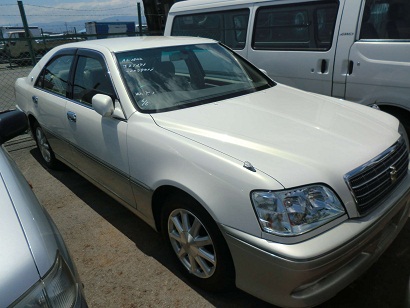 http://www.wy-it.jp/car/2002MODEL%20TOYOTA%20CROWN%20JZS171-0079011%20P7.jpg