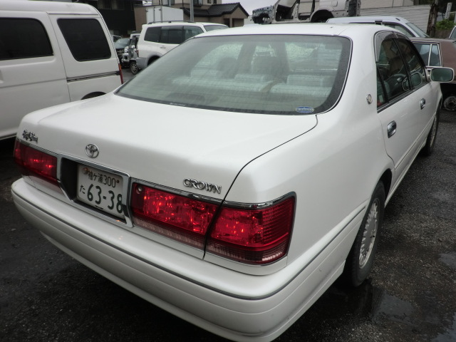 http://www.wy-it.jp/car/2002MODEL%20TOYOTA%20CROWN%20JZS171-0080067%20%20P4.JPG