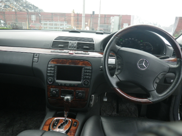 http://www.wy-it.jp/car/2004MODEL%20BENZ%20S500L%20WDB2201752A13038%20P12.JPG