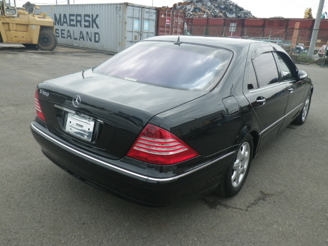 http://www.wy-it.jp/car/2004MODEL%20BENZ%20S500L%20WDB2201752A13038%20P7.JPG