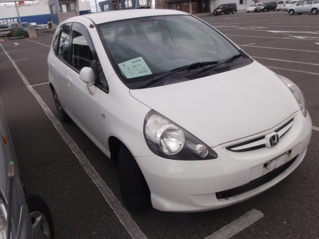 http://www.wy-it.jp/car/2007MODEL%20HONDA%20FIT%20GD1-2411198%20P8.JPG