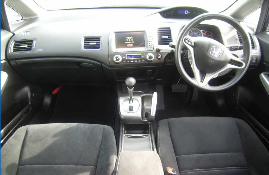 http://www.wy-it.jp/car/2008MODEL%20HONDA%20CIVIC%20FD3-1201833%20P4.jpg