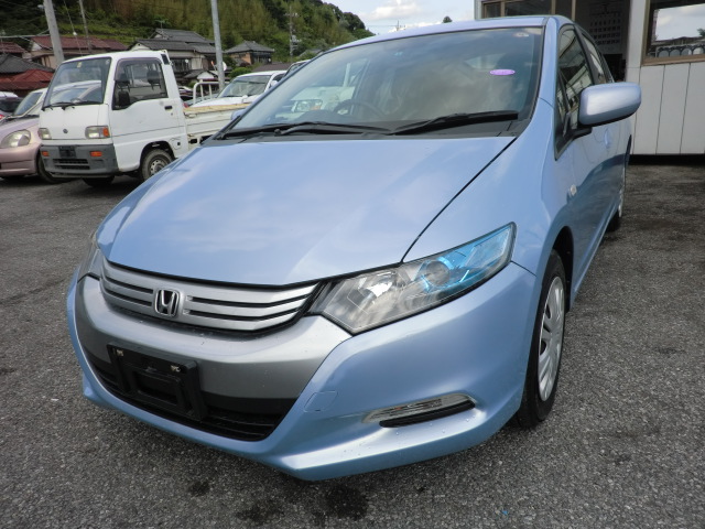 http://www.wy-it.jp/car/2010MODEL%20HONDA%20INSIGHT%20ZE2-1204893%20PP1.JPG