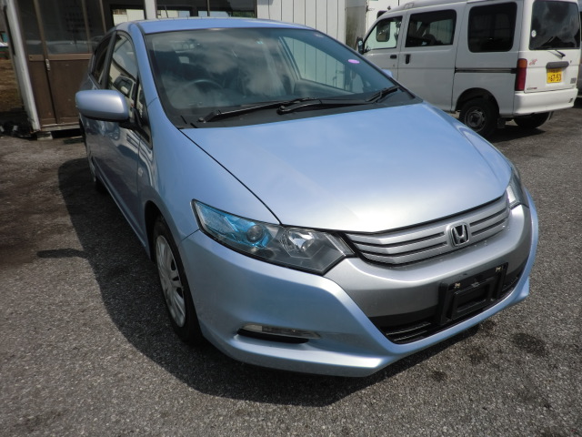 http://www.wy-it.jp/car/2010MODEL%20HONDA%20INSIGHT%20ZE2-1204893%20PP6.JPG