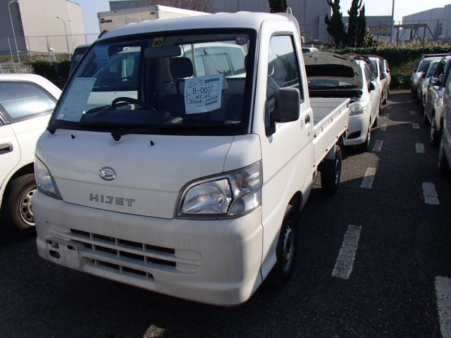 http://www.wy-it.jp/car/S200P-2045019_%E7%94%BB%E5%83%8F%20527.jpg