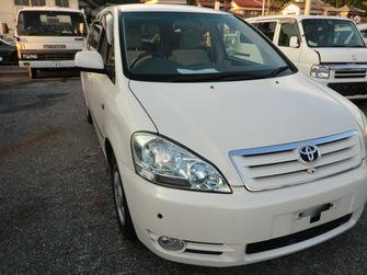 2001MODEL TOYOTA IPSUM ACM21W-0022840 P2.JPG