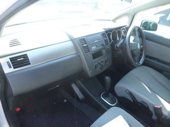 2007MODEL NISSAN TIIDA LATIO SC11-109508 P12.JPG