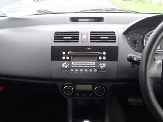 2007MODEL SUZUKI SWIFT ZC71S-418111 P11.jpg